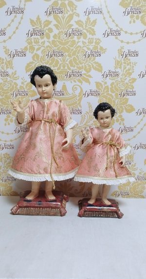 traje brocado rosa y oro
40 y 50 cm