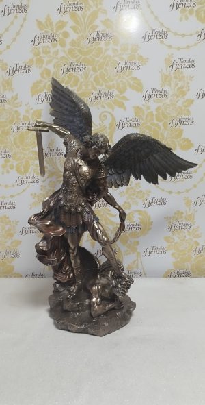 San Miguel 53 cm