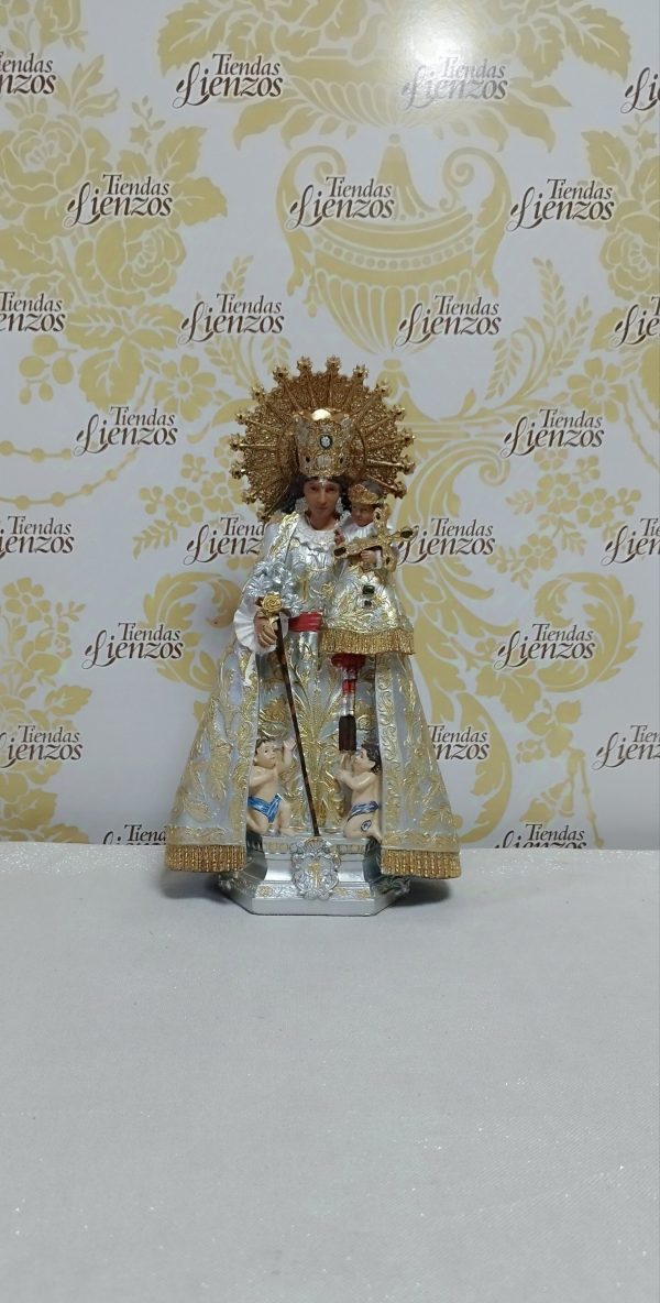 Virgen de los desamparados de 33 cm , resina